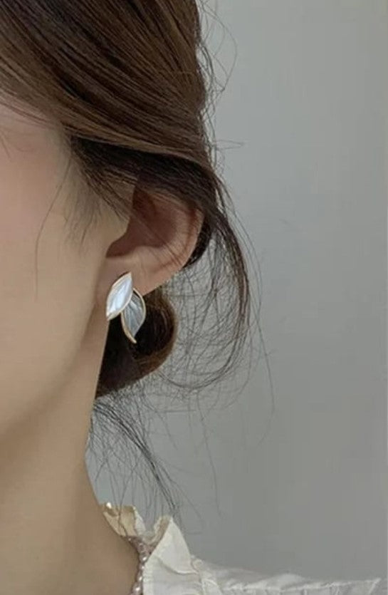 Leafy Stud Mystic Earrings