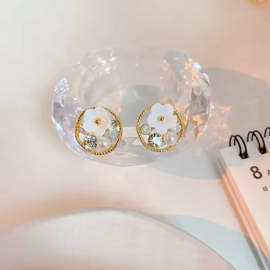 Pearl Flower Mystic Stud Earrings