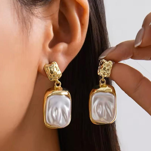 Vintage Pearl Mystic Earrings