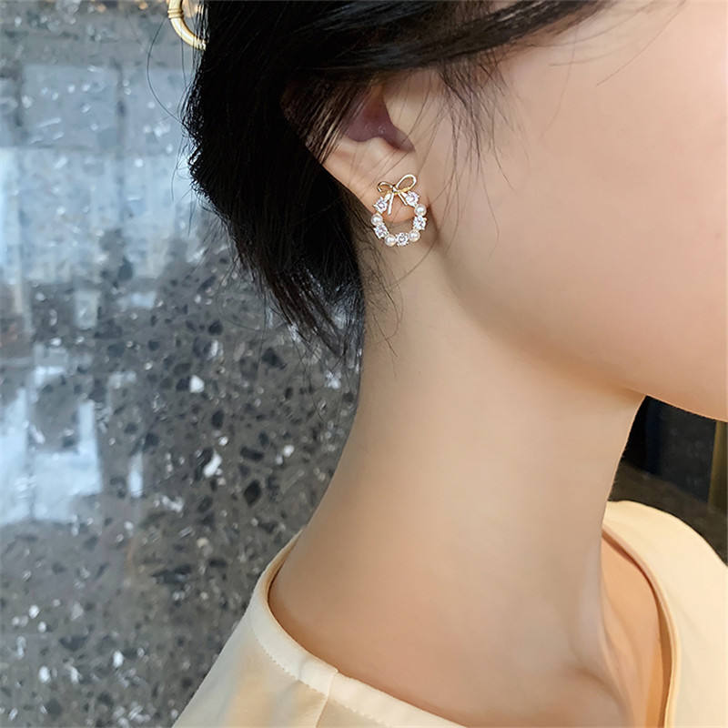Vintage Romantic Mystic Stud Earrings