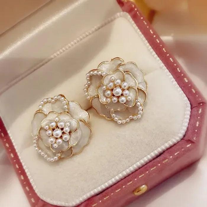 Moonlight Ivory Mystic Rose Stud Earring