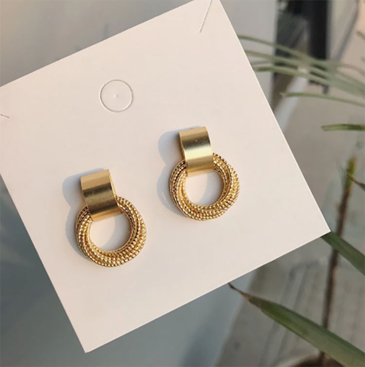 18k Minimalist Geometric Hollow Earring