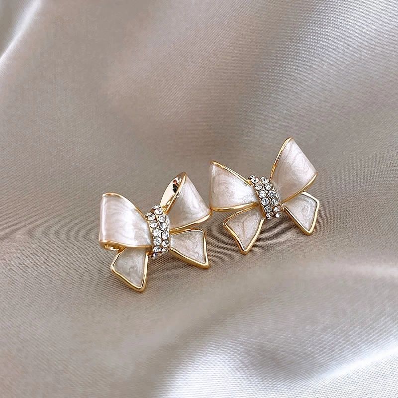 Bowknot Pearl Mystic Earrings
