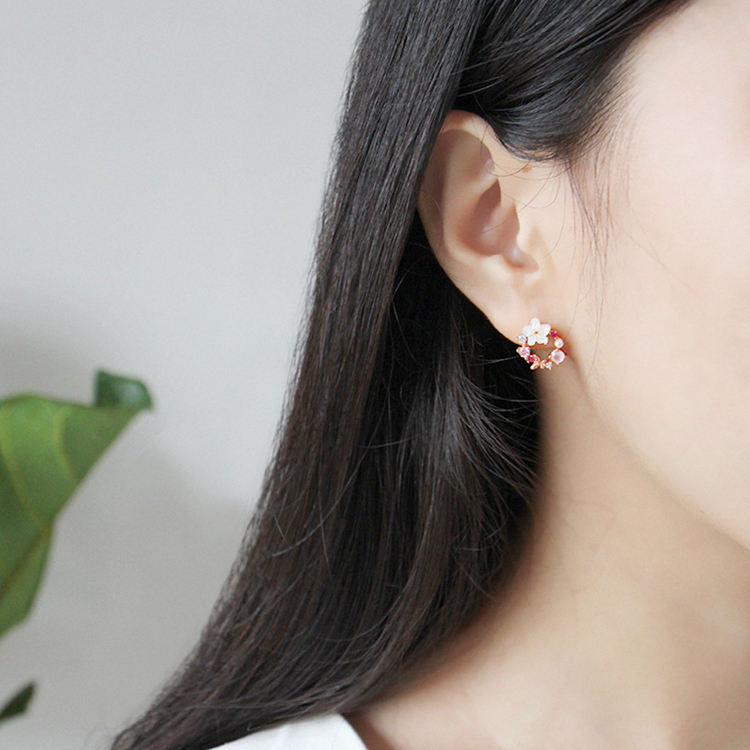 Crystal Shell Floral Mystic Earrings