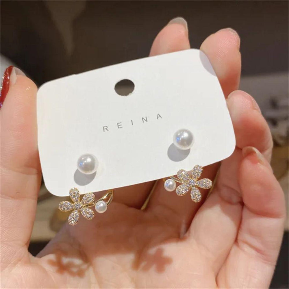 Daisy Pearl Mystic Earrings