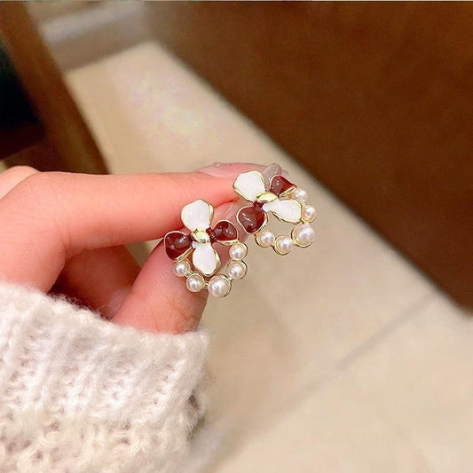 Retro Pearl Mystic Earrings