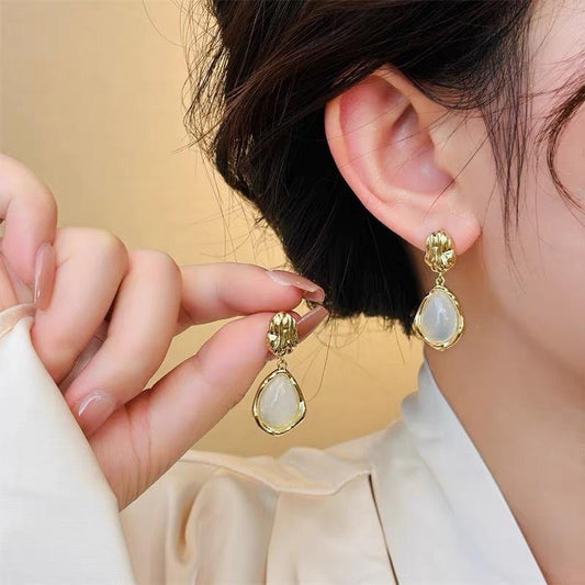 Vintage Oval Pearl Mystic Earrings