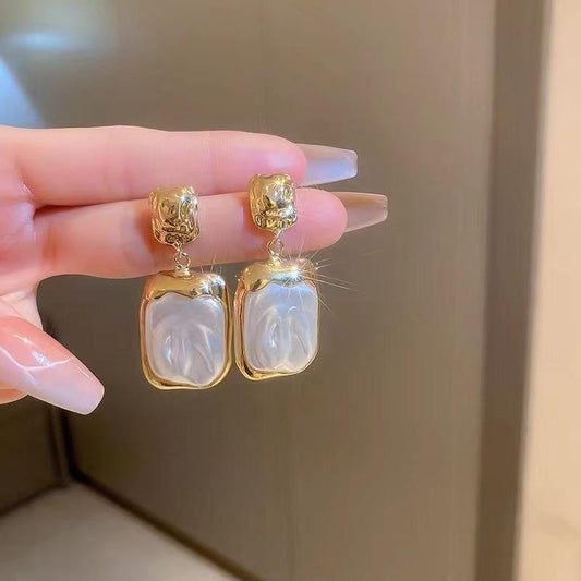 Vintage Pearl Mystic Earrings