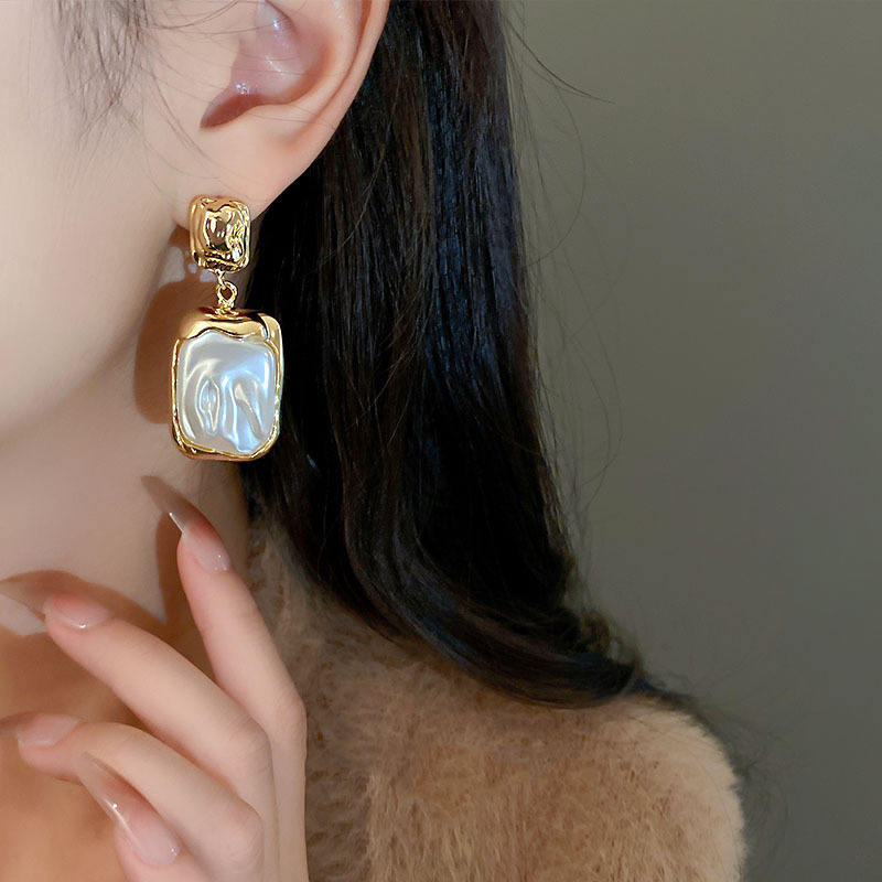 Vintage Pearl Mystic Earrings