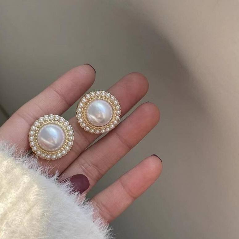 Vintage Pearl Moon Stud Mystic Earrings