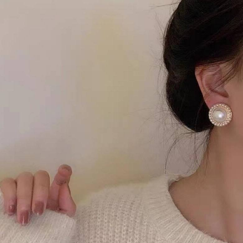 Vintage Pearl Moon Stud Mystic Earrings
